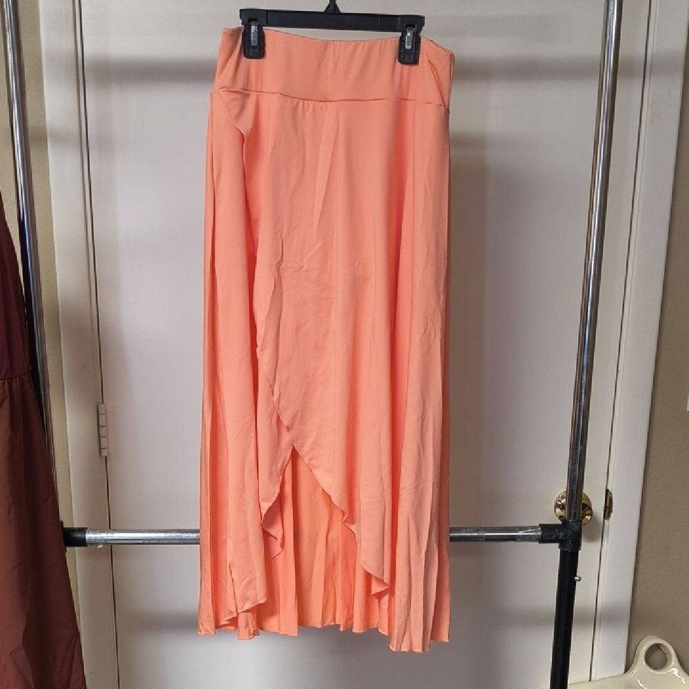Elegant Peach Women's Skirt